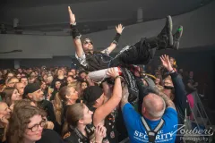 mr-hurley-und-die-pulveraffen-loewensaal-nuernberg-2025-12