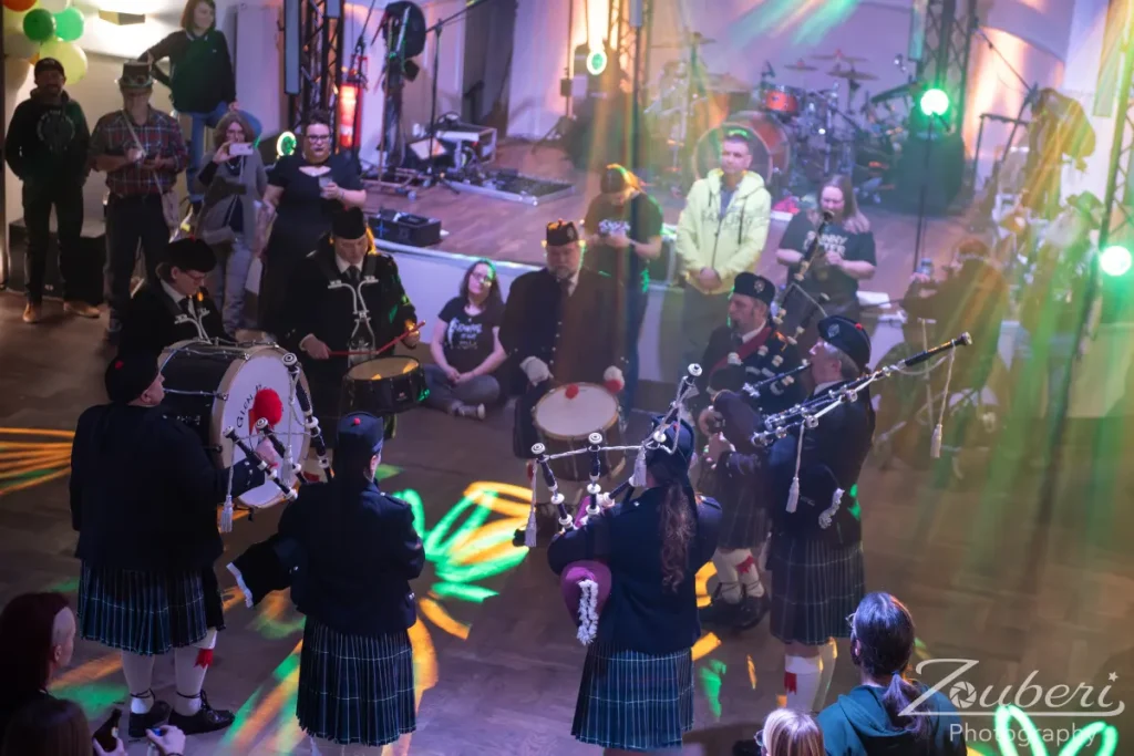 Glen Regnitz Pipe Band playing at St. Patrick's Day Festival, Fürth, 2025