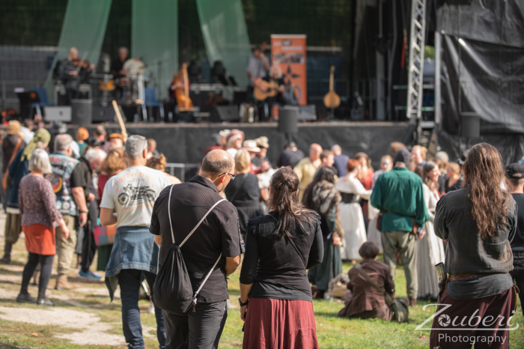 People at Festival-Mediaval 2025